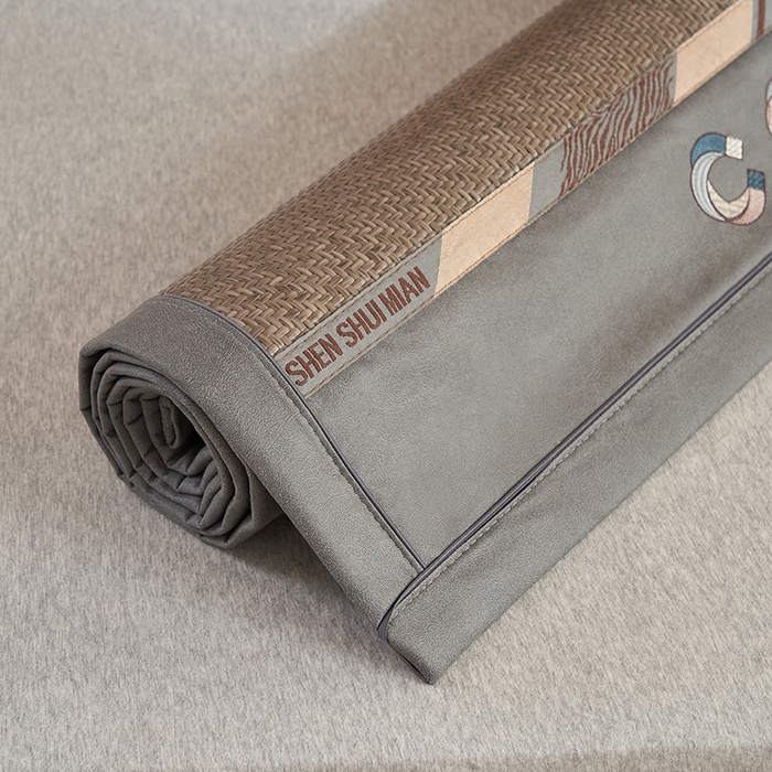 91家纺网 家纺一手货源 找家纺 鑫琪莱家纺 2025新款学生PE凉感藤席 典雅贡藤-灰