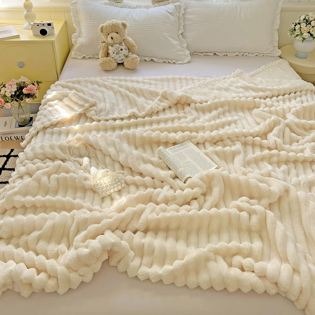 91家纺网 家纺一手货源 找家纺 （总）耀悦家纺 2025新款高克重双面兔兔绒毛毯-柔梦系列一件代发外贸