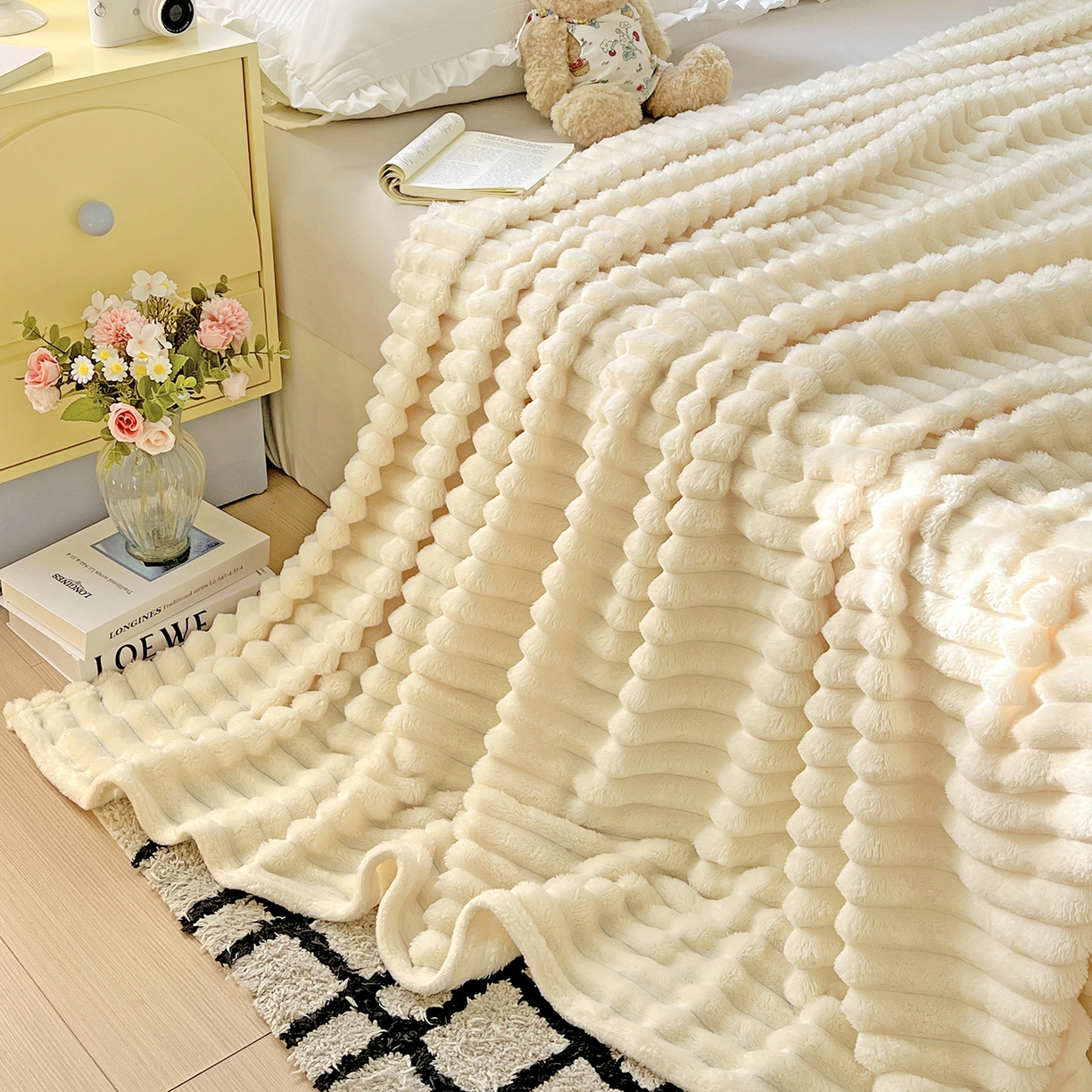 91家纺网 家纺一手货源 找家纺 （总）耀悦家纺 2025新款高克重双面兔兔绒毛毯-柔梦系列一件代发外贸