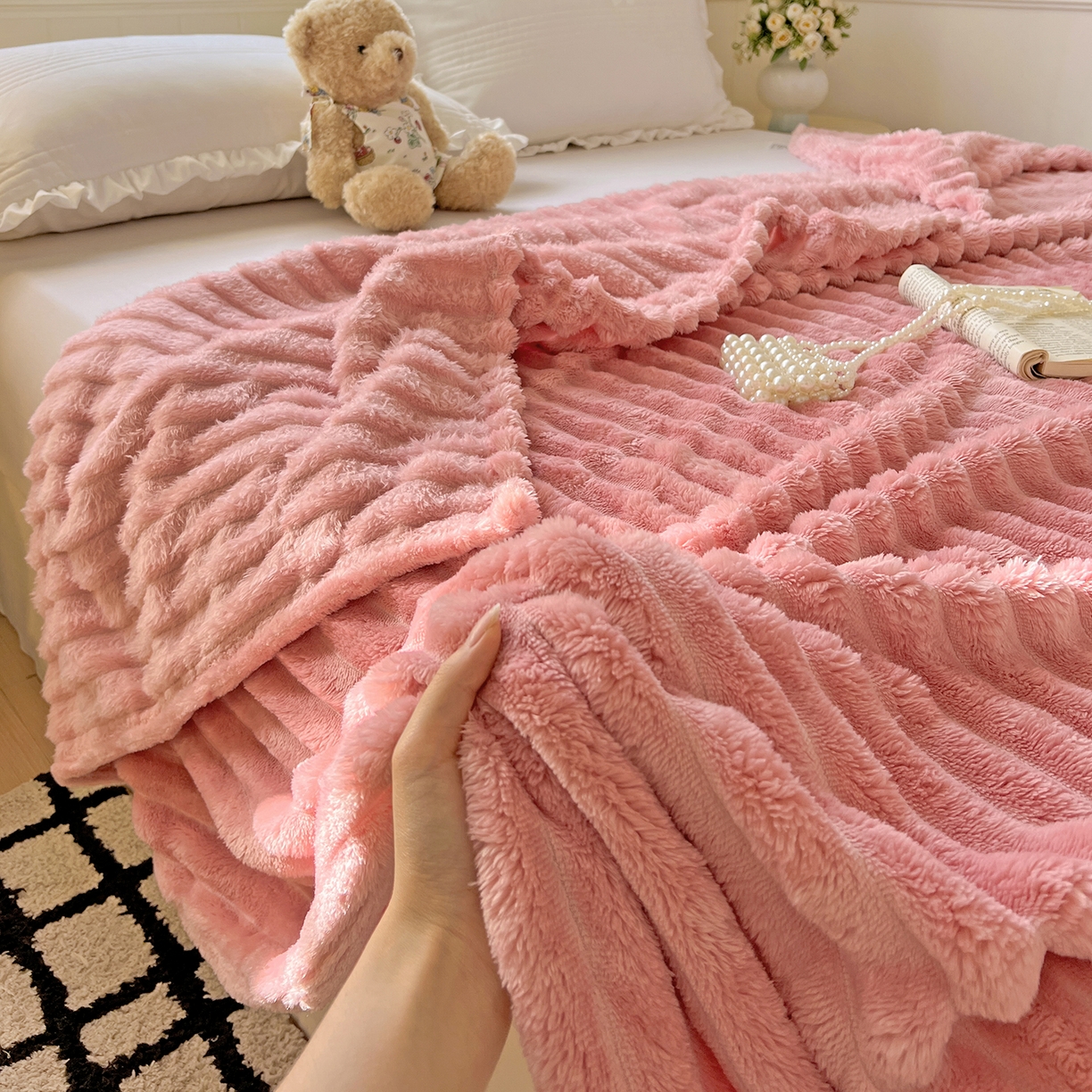 91家纺网 家纺一手货源 找家纺 耀悦家纺 2025新款高克重双面兔兔绒毛毯-柔梦系列一件代发外贸 柔梦-豆沙