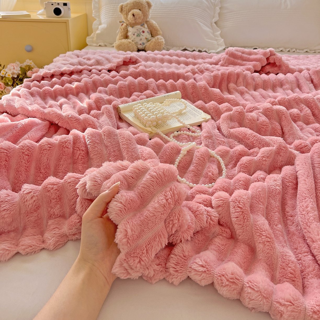 91家纺网 家纺一手货源 找家纺 耀悦家纺 2025新款高克重双面兔兔绒毛毯-柔梦系列一件代发外贸 柔梦-豆沙