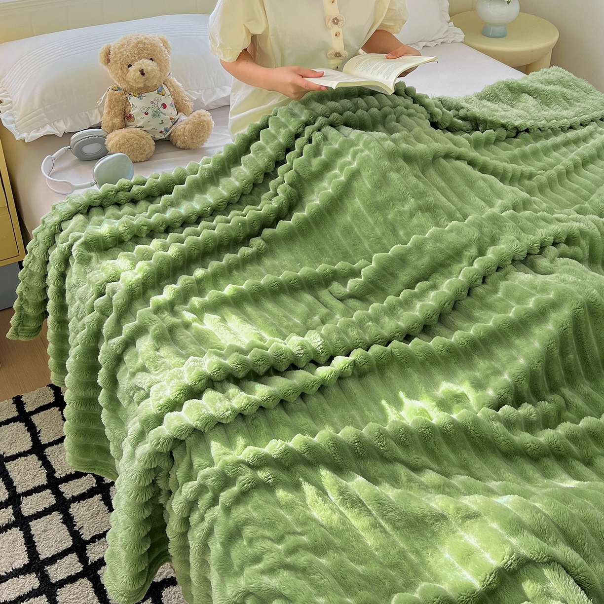 91家纺网 家纺一手货源 找家纺 耀悦家纺 2025新款高克重双面兔兔绒毛毯-柔梦系列一件代发外贸 柔梦-抹茶