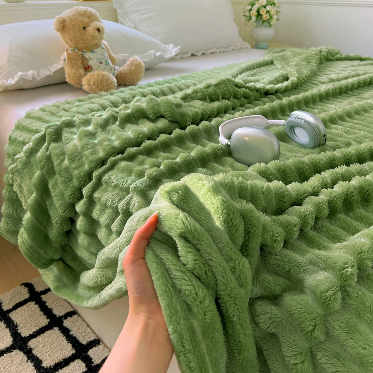 91家纺网 家纺一手货源 找家纺 耀悦家纺 2025新款高克重双面兔兔绒毛毯-柔梦系列一件代发外贸 柔梦-抹茶