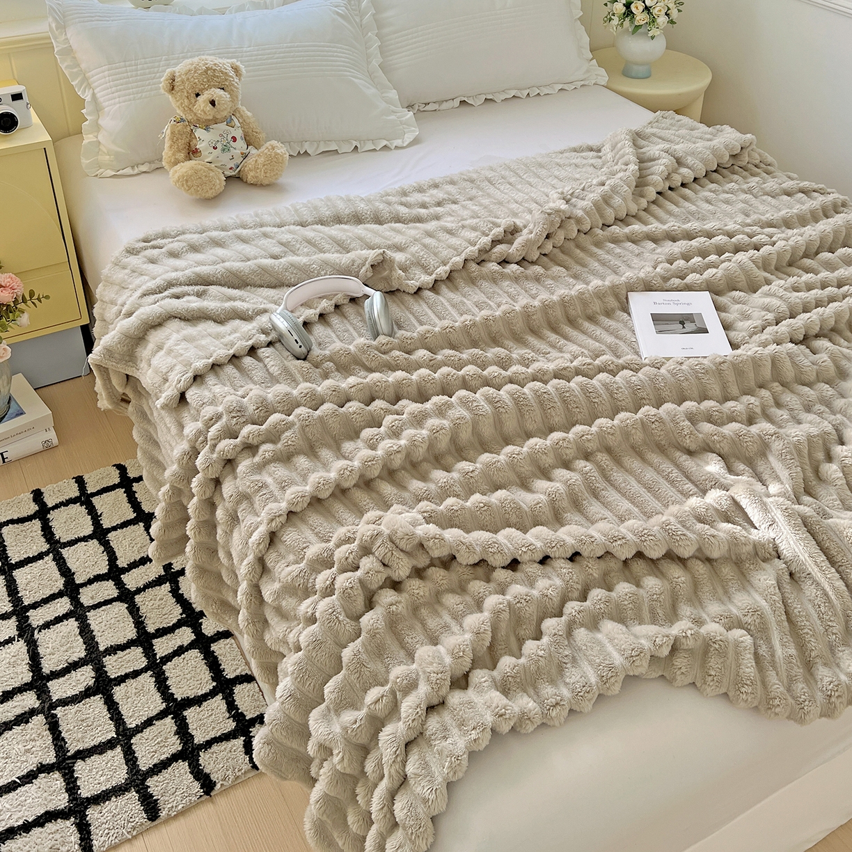 91家纺网 家纺一手货源 找家纺 耀悦家纺 2025新款高克重双面兔兔绒毛毯-柔梦系列一件代发外贸 柔梦-沙漠灰