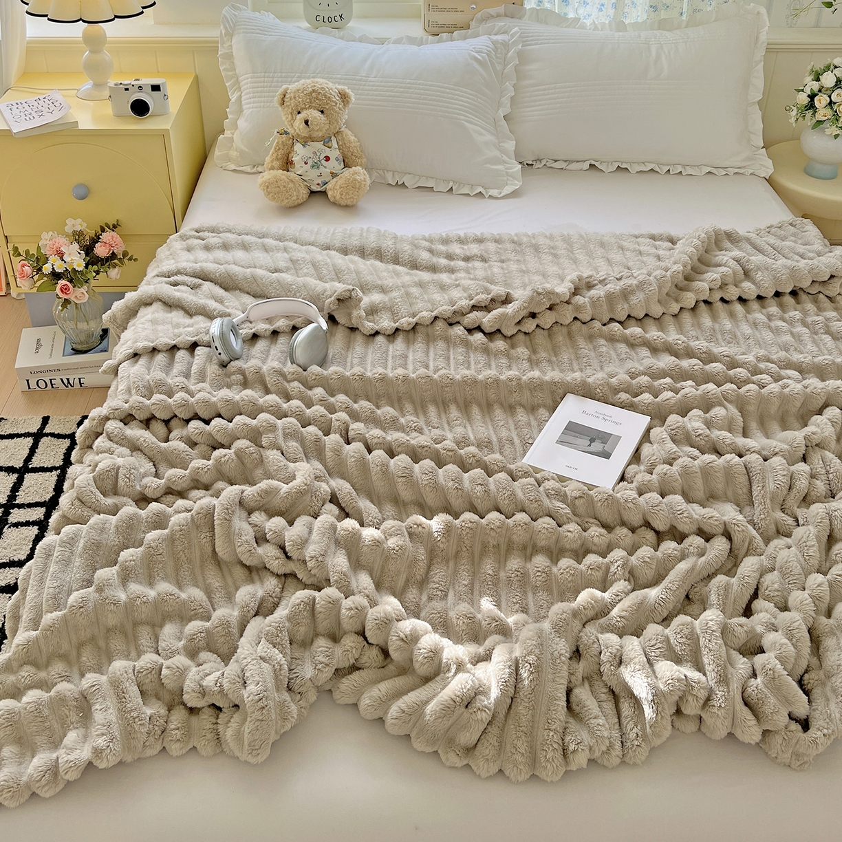 91家纺网 家纺一手货源 找家纺 耀悦家纺 2025新款高克重双面兔兔绒毛毯-柔梦系列一件代发外贸 柔梦-沙漠灰