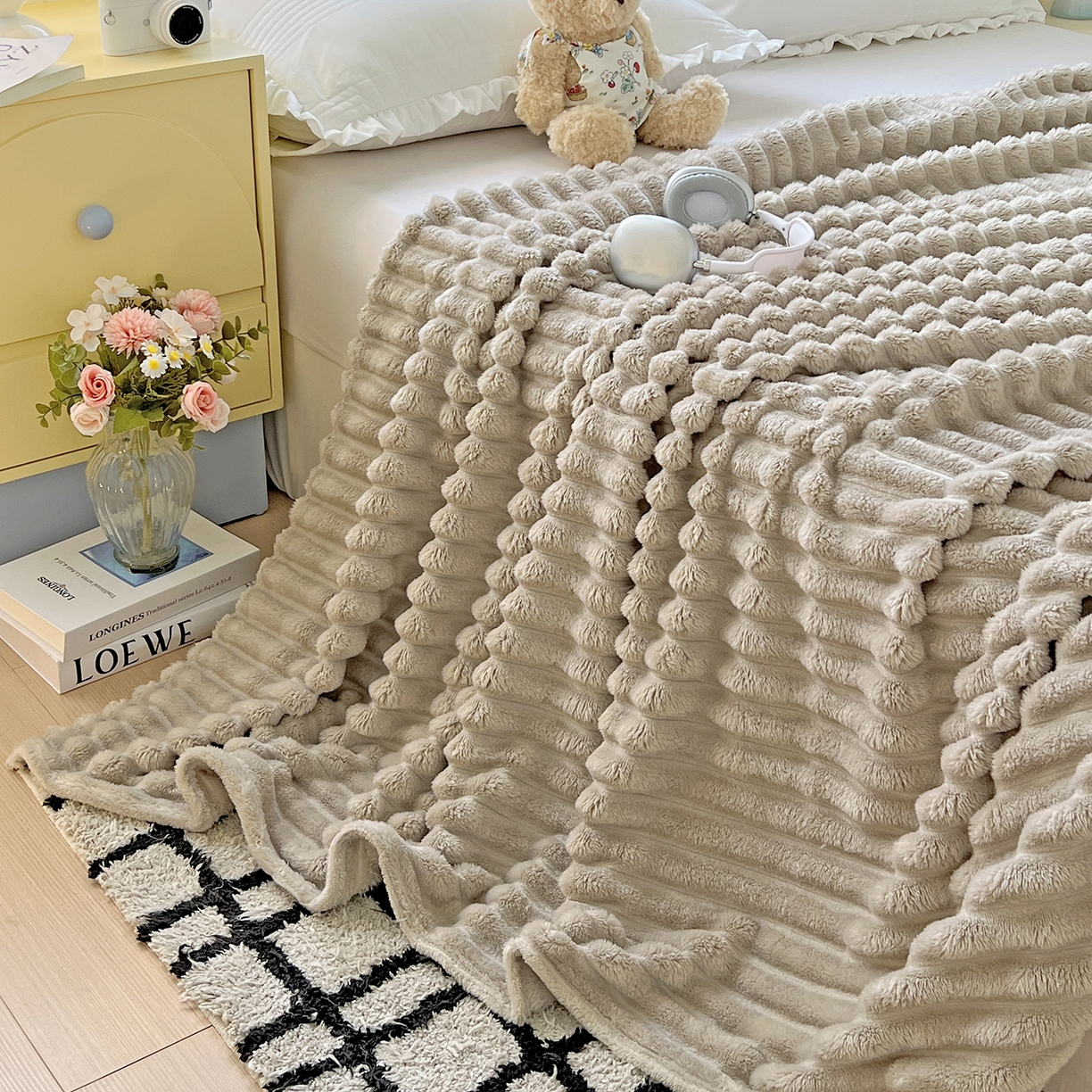 91家纺网 家纺一手货源 找家纺 耀悦家纺 2025新款高克重双面兔兔绒毛毯-柔梦系列一件代发外贸 柔梦-沙漠灰