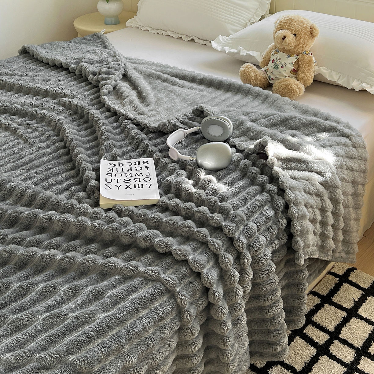91家纺网 家纺一手货源 找家纺 耀悦家纺 2025新款高克重双面兔兔绒毛毯-柔梦系列一件代发外贸 柔梦-星空灰