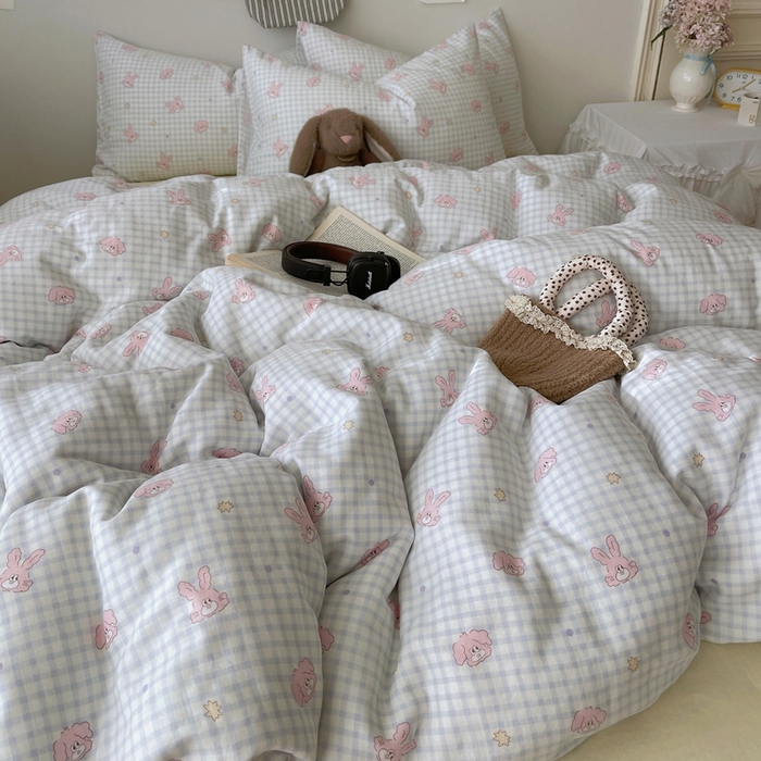 91家纺网 家纺一手货源 找家纺 六巷胡同 2025新款INS卡通A类全棉纯棉双层纱四件套学生季三件套 双层纱-蓝格波点兔