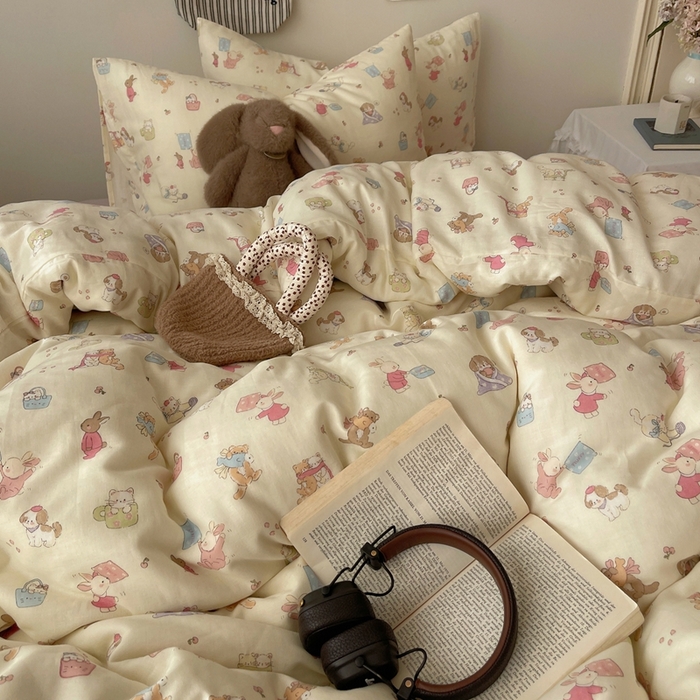 91家纺网 家纺一手货源 找家纺 六巷胡同 2025新款INS卡通A类全棉纯棉双层纱四件套学生季三件套 双层纱-贪玩动物园