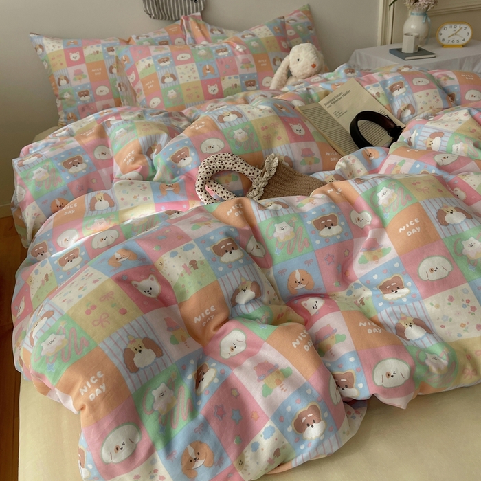 91家纺网 家纺一手货源 找家纺 六巷胡同 2025新款INS卡通A类全棉纯棉双层纱四件套学生季三件套 双层纱-假日妙趣犬