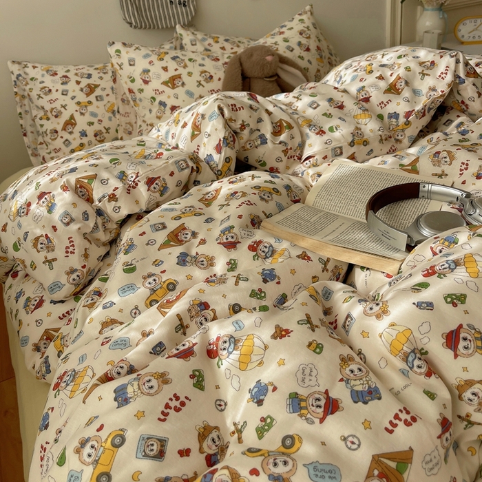 91家纺网 家纺一手货源 找家纺 六巷胡同 2025新款INS卡通A类全棉纯棉双层纱四件套学生季三件套 双层纱-布布旅行团