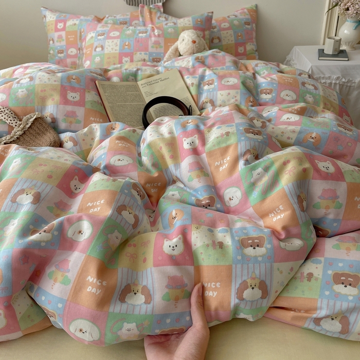 91家纺网 家纺一手货源 找家纺 六巷胡同 2025新款INS卡通A类全棉纯棉双层纱四件套学生季三件套 双层纱-假日妙趣犬