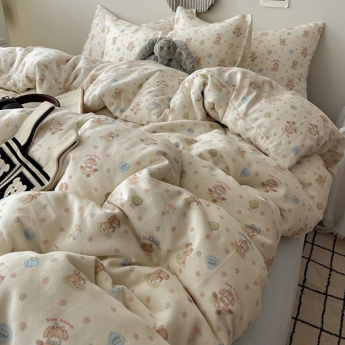 91家纺网 家纺一手货源 找家纺 六巷胡同 2025新款INS卡通A类全棉纯棉双层纱四件套学生季三件套 双层纱-公园萝莉犬