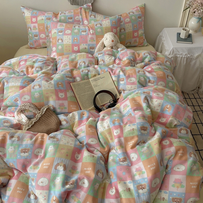 91家纺网 家纺一手货源 找家纺 六巷胡同 2025新款INS卡通A类全棉纯棉双层纱四件套学生季三件套 双层纱-假日妙趣犬