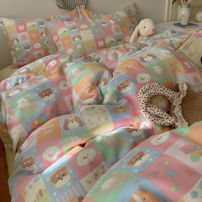 91家纺网 家纺一手货源 找家纺 六巷胡同 2025新款INS卡通A类全棉纯棉双层纱四件套学生季三件套 双层纱-假日妙趣犬