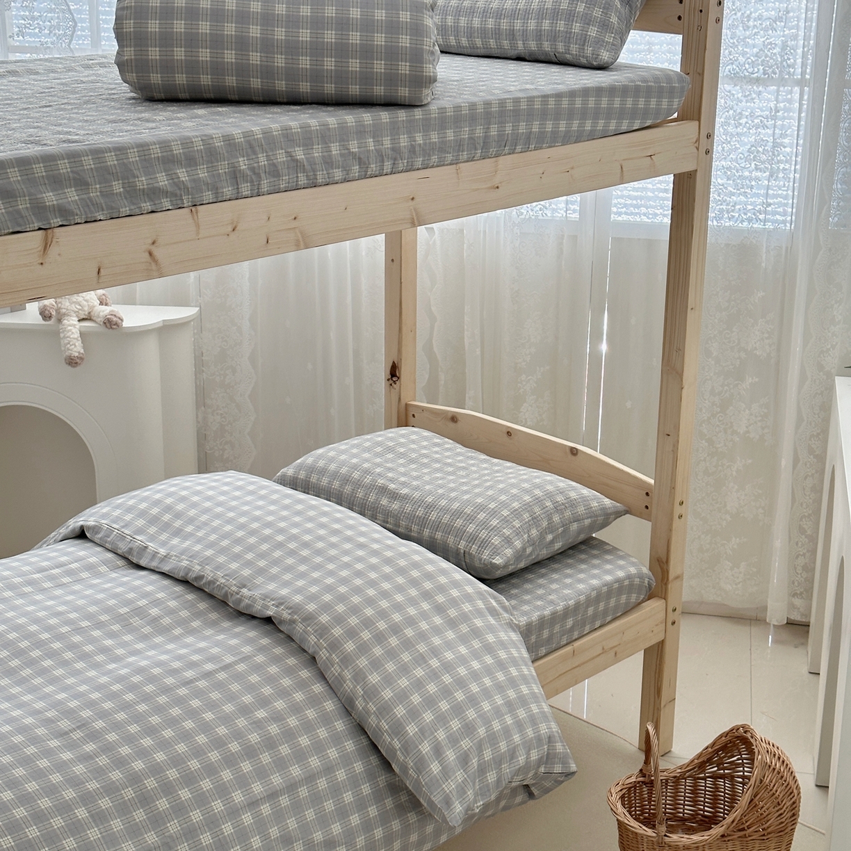 91家纺网 家纺一手货源 找家纺 佰织鑫家居 2025新款独家原创-学生季纯棉夹棉床笠三件套 灰格