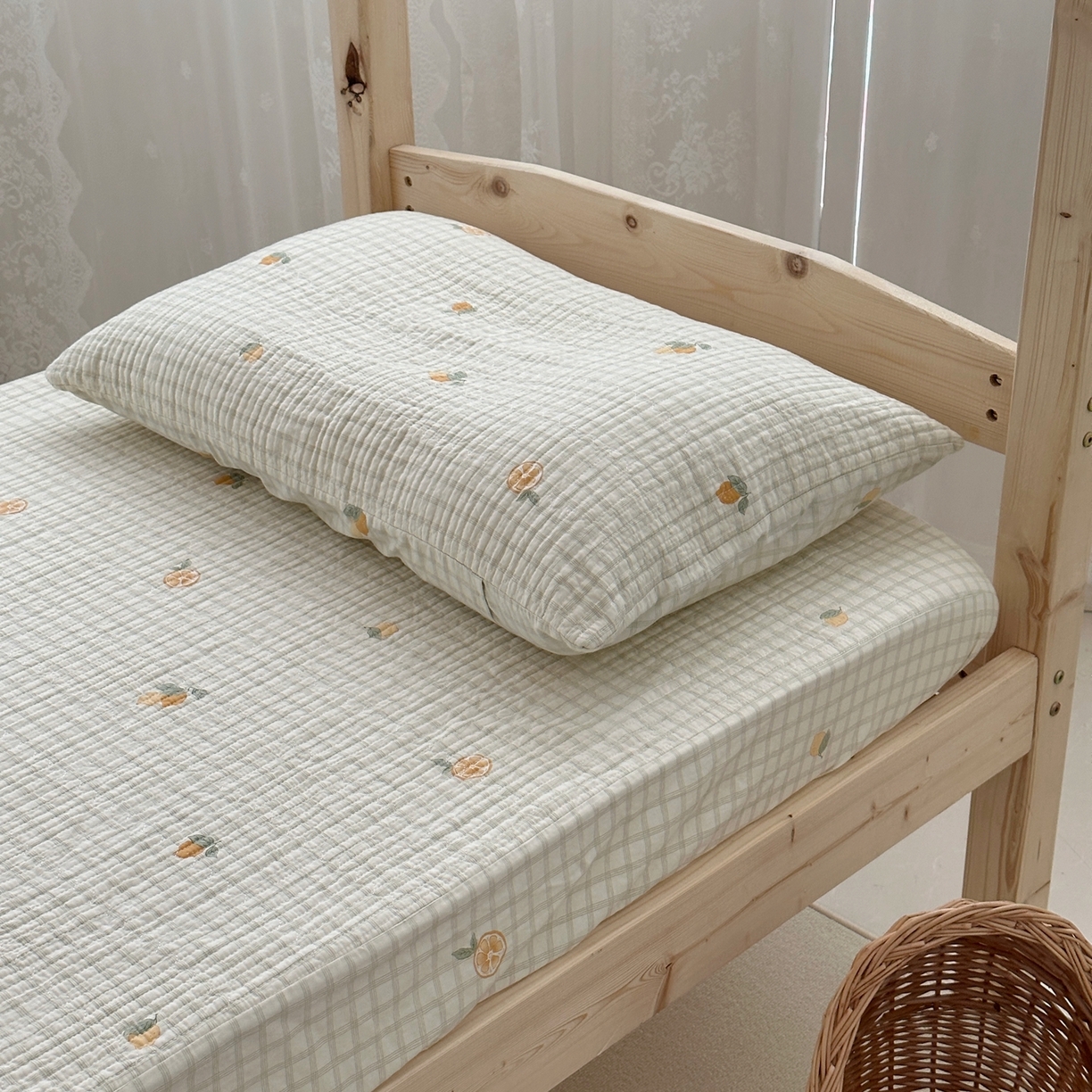 91家纺网 家纺一手货源 找家纺 佰织鑫家居 2025新款独家原创-学生季纯棉夹棉床笠三件套 甜橙