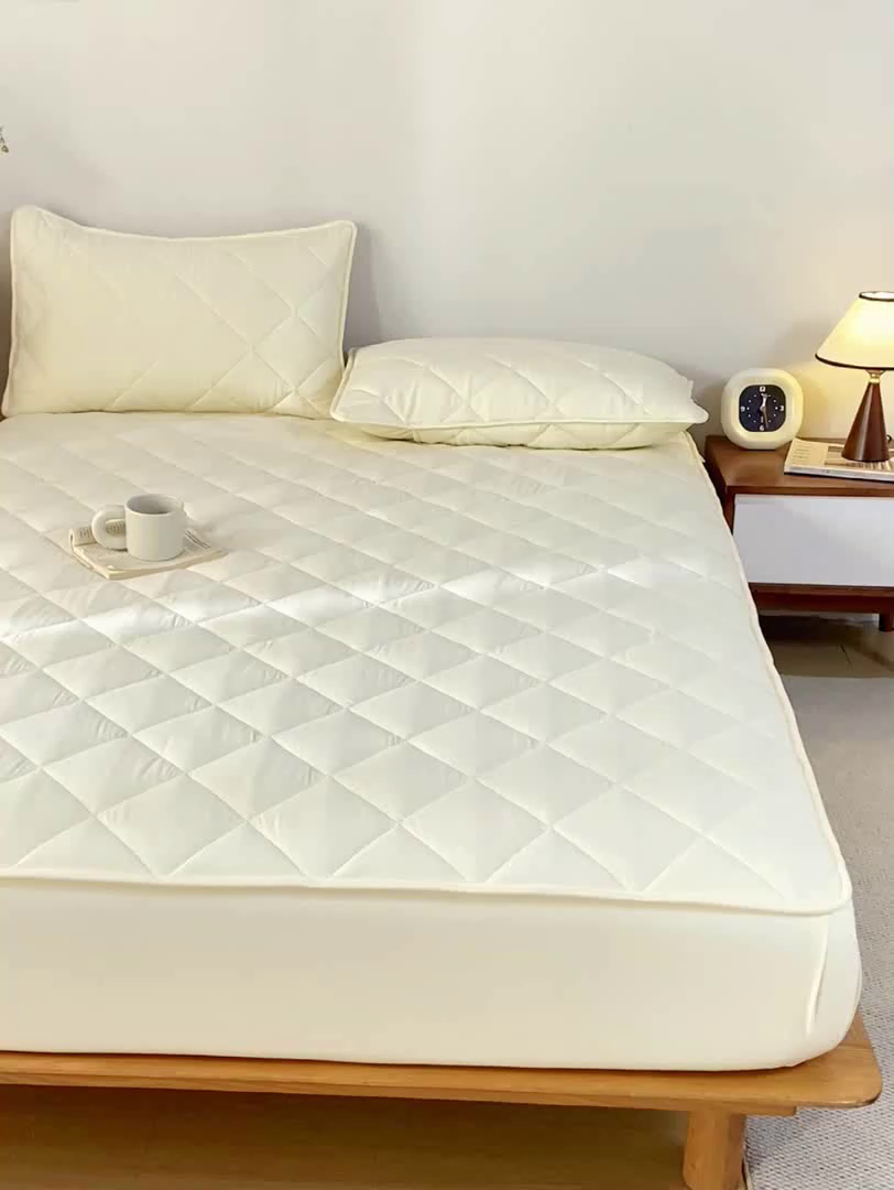 91家纺网 家纺一手货源 找家纺 （总）憨豆家纺 2025新款水洗棉磨毛夹棉床笠四季床垫褥子床护垫薄款学生宿舍榻榻米垫被跨境加棉保护垫