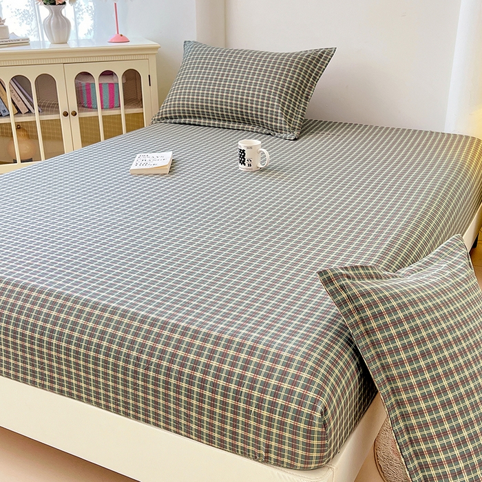 91家纺网 家纺一手货源 找家纺 梦舒羽 2025新款双层纱格子床笠防滑床罩床垫保护套榻榻米宿舍三件套 常规款-简兮绿格