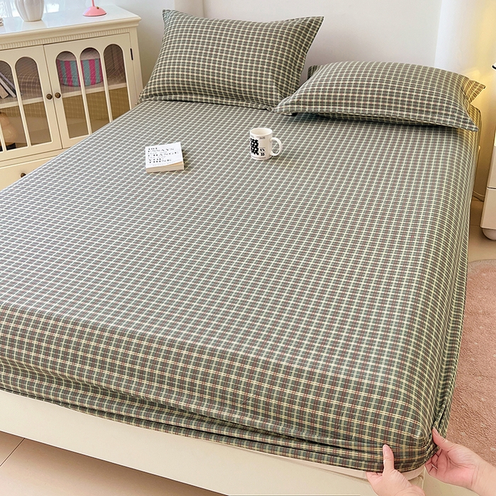 91家纺网 家纺一手货源 找家纺 梦舒羽 2025新款双层纱格子床笠防滑床罩床垫保护套榻榻米宿舍三件套 常规款-简兮绿格