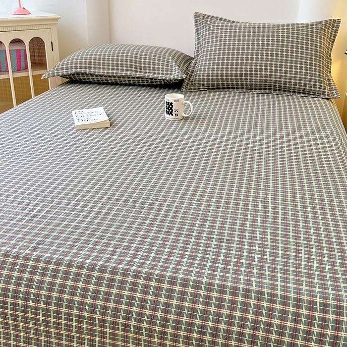 91家纺网 家纺一手货源 找家纺 梦舒羽 2025新款双层纱格子床笠防滑床罩床垫保护套榻榻米宿舍三件套 常规款-简兮绿格