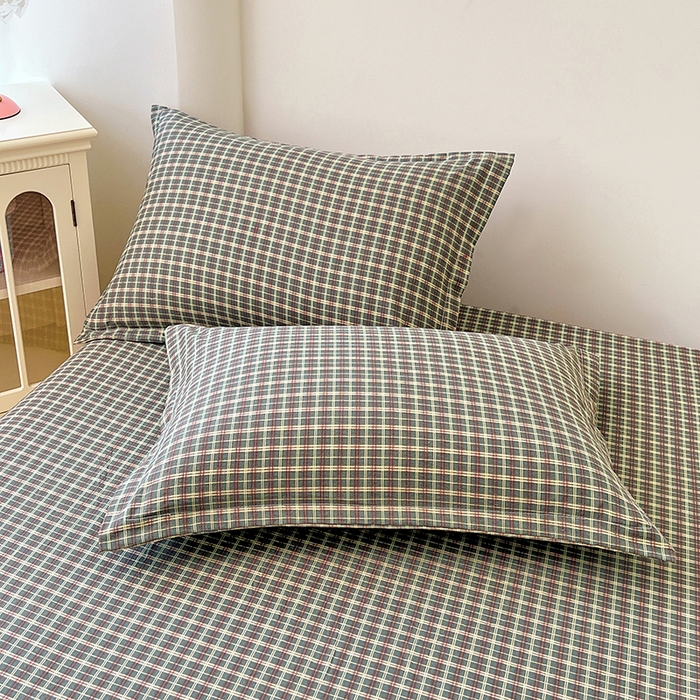 91家纺网 家纺一手货源 找家纺 梦舒羽 2025新款双层纱格子床笠防滑床罩床垫保护套榻榻米宿舍三件套 常规款-简兮绿格