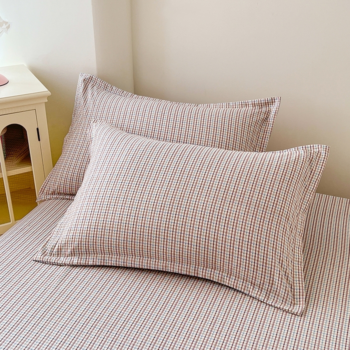 91家纺网 家纺一手货源 找家纺 梦舒羽 2025新款双层纱格子床笠防滑床罩床垫保护套榻榻米宿舍三件套 常规款-魅力蓝咖