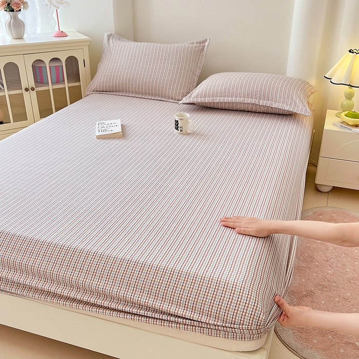 91家纺网 家纺一手货源 找家纺 梦舒羽 2025新款双层纱格子床笠防滑床罩床垫保护套榻榻米宿舍三件套 常规款-魅力蓝咖