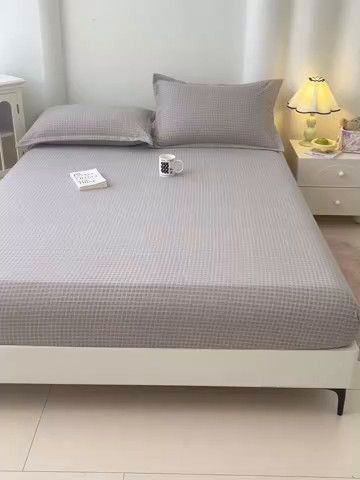 91家纺网 家纺一手货源 找家纺 梦舒羽 2025新款双层纱格子床笠防滑床罩床垫保护套榻榻米宿舍三件套 常规款-明古灰格