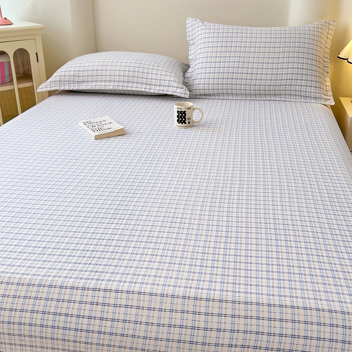 91家纺网 家纺一手货源 找家纺 梦舒羽 2025新款双层纱格子床笠防滑床罩床垫保护套榻榻米宿舍三件套 常规款-天空蓝格