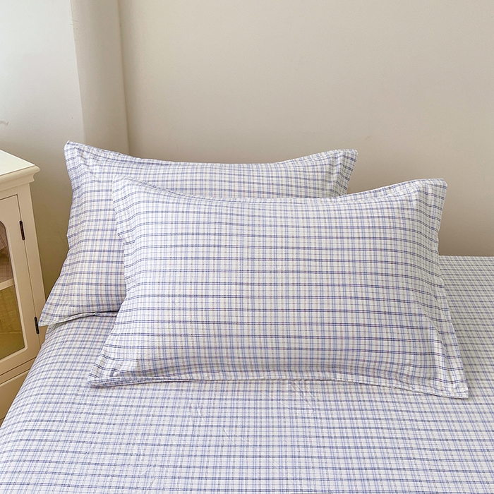 91家纺网 家纺一手货源 找家纺 梦舒羽 2025新款双层纱格子床笠防滑床罩床垫保护套榻榻米宿舍三件套 常规款-天空蓝格