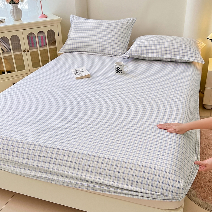 91家纺网 家纺一手货源 找家纺 梦舒羽 2025新款双层纱格子床笠防滑床罩床垫保护套榻榻米宿舍三件套 常规款-天空蓝格