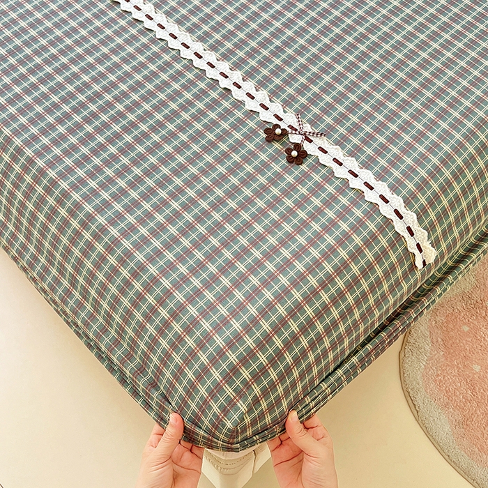 91家纺网 家纺一手货源 找家纺 （总）梦舒羽 2025新款双层纱格子花边床笠防滑蕾丝床罩床垫保护套榻榻米宿舍三件套