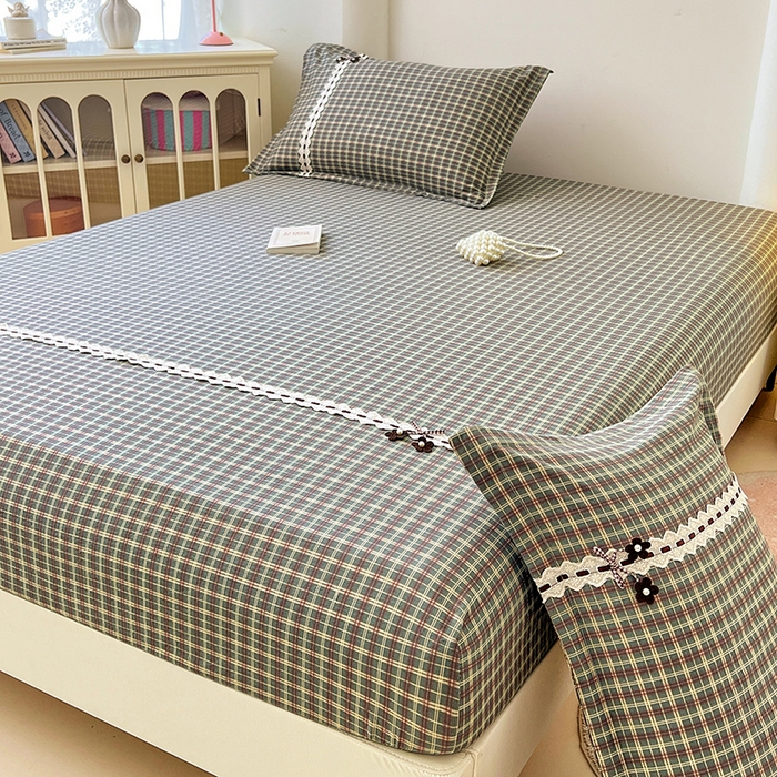 91家纺网 家纺一手货源 找家纺 梦舒羽 2025新款双层纱格子花边床笠防滑蕾丝床罩床垫保护套榻榻米宿舍三件套 花边款-简兮绿格