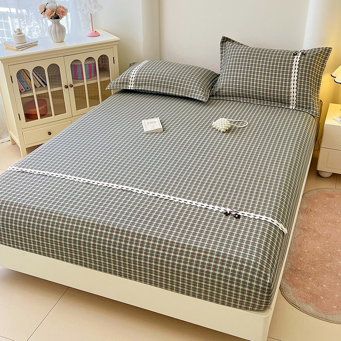 91家纺网 家纺一手货源 找家纺 梦舒羽 2025新款双层纱格子花边床笠防滑蕾丝床罩床垫保护套榻榻米宿舍三件套 花边款-简兮绿格