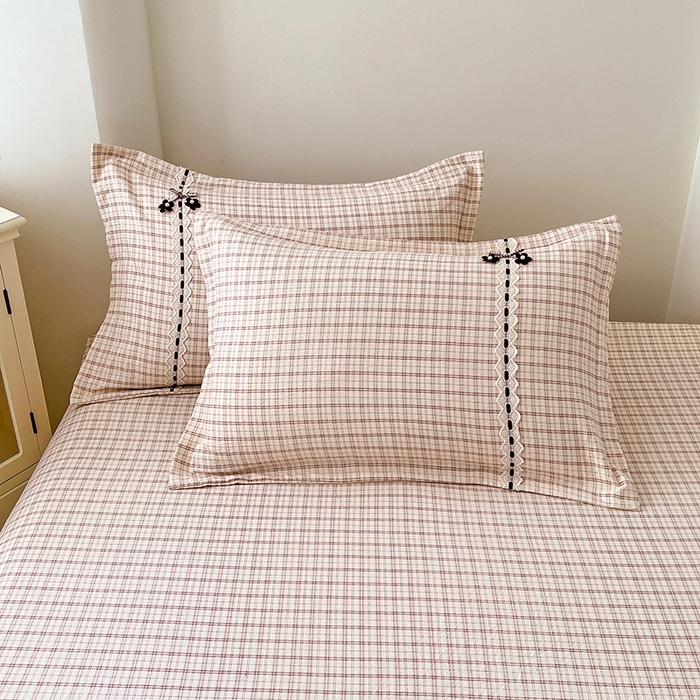 91家纺网 家纺一手货源 找家纺 梦舒羽 2025新款双层纱格子花边床笠防滑蕾丝床罩床垫保护套榻榻米宿舍三件套 花边款-可可咖格