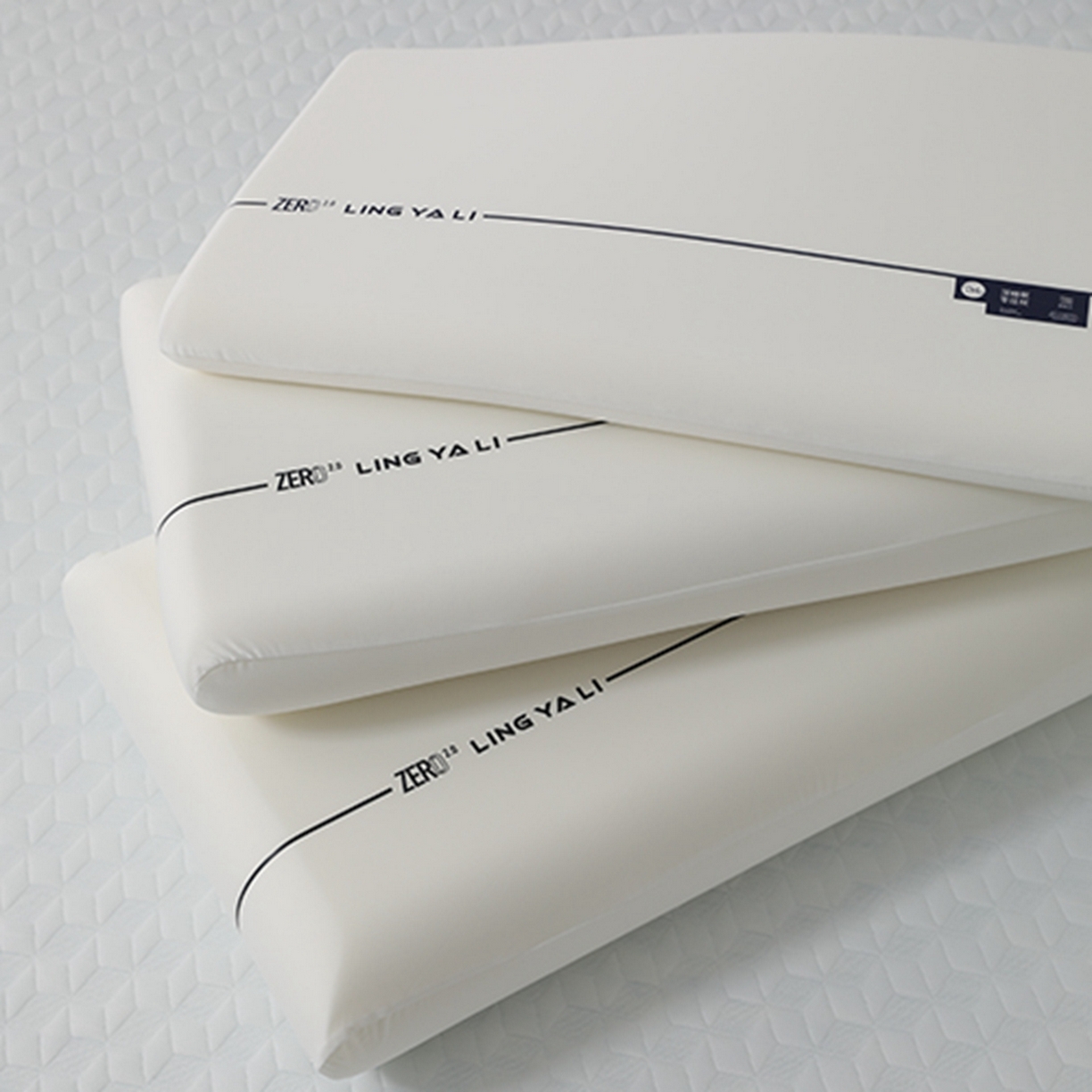 91家纺网 家纺一手货源 找家纺 （总）蝶飞舞 五星级酒店全棉半圆决明子枕头枕芯羽丝绒酒店保健枕