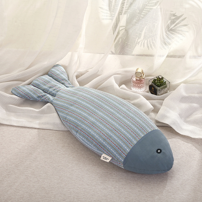 91家纺网 家纺一手货源 找家纺 （总）明星枕业 2025新款全棉纯棉水洗棉年年有鱼荞麦壳枕头 枕头枕芯