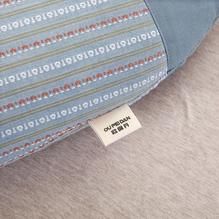 91家纺网 家纺一手货源 找家纺 明星枕业 2025新款全棉纯棉水洗棉年年有鱼荞麦壳枕头 枕头枕芯 年年有鱼-蓝色 30x60+-2cm/只