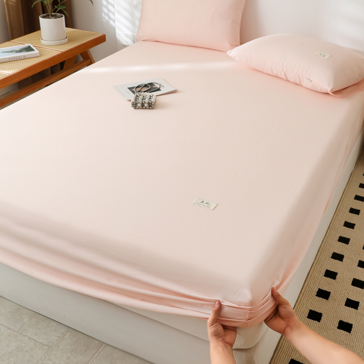 91家纺网 家纺一手货源 找家纺 眠博士 2025新款轻奢简约40s全棉纯棉纯色单床笠 床笠单件 床笠-浅粉