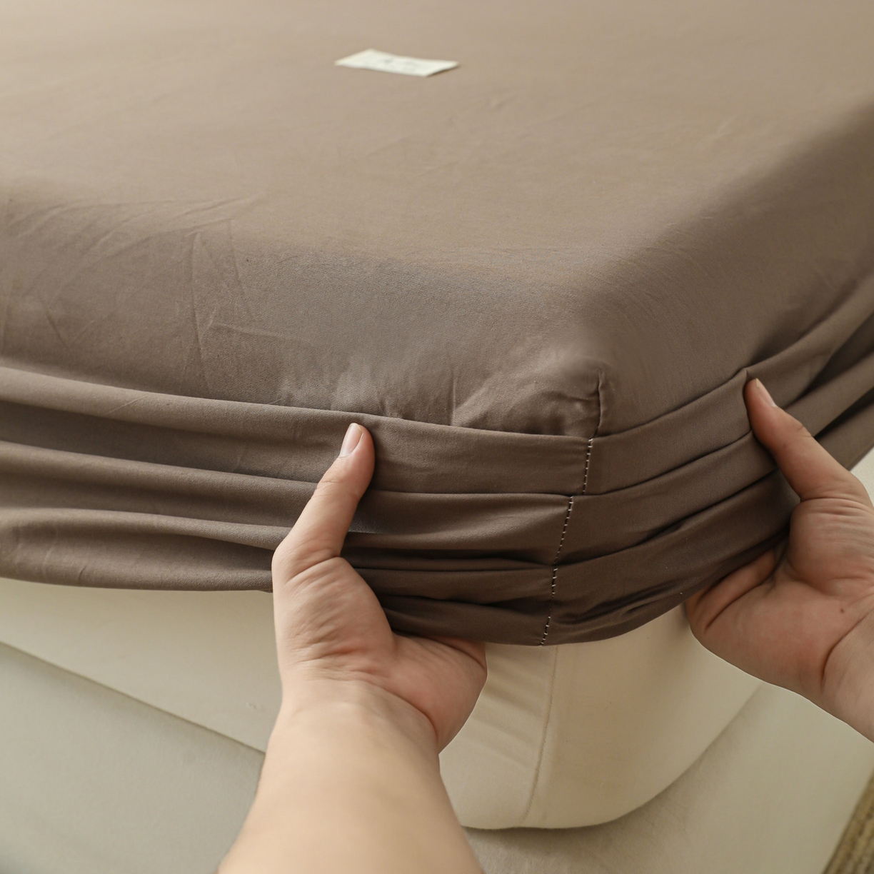 91家纺网 家纺一手货源 找家纺 眠博士 2025新款轻奢简约40s全棉纯棉纯色单床笠 床笠单件 床笠-春泥