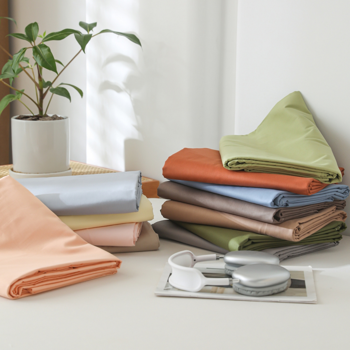 91家纺网 家纺一手货源 找家纺 眠博士 2025新款轻奢简约40s全棉纯棉纯色单床单 床单单件 组合图仅供展示