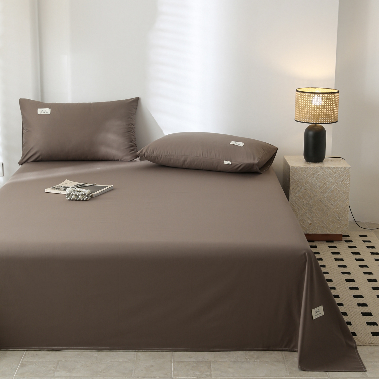 91家纺网 家纺一手货源 找家纺 眠博士 2025新款轻奢简约40s全棉纯棉纯色单床单 床单单件 40支床单-春泥