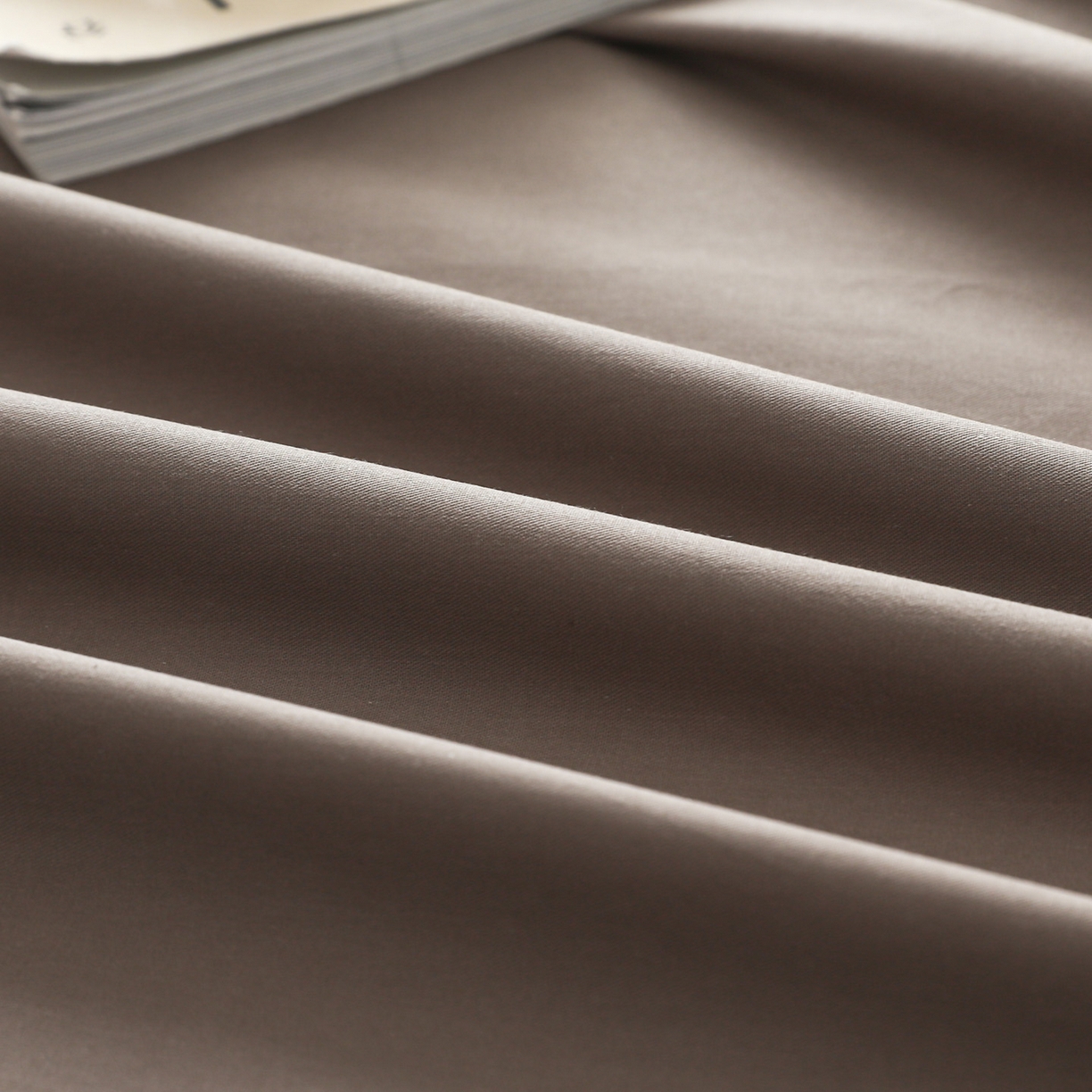 91家纺网 家纺一手货源 找家纺 眠博士 2025新款轻奢简约40s全棉纯棉纯色单床单 床单单件 40支床单-春泥