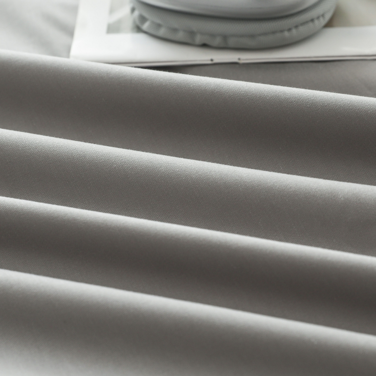 91家纺网 家纺一手货源 找家纺 眠博士 2025新款轻奢简约40s全棉纯棉纯色单床单 床单单件 40支床单-银灰色