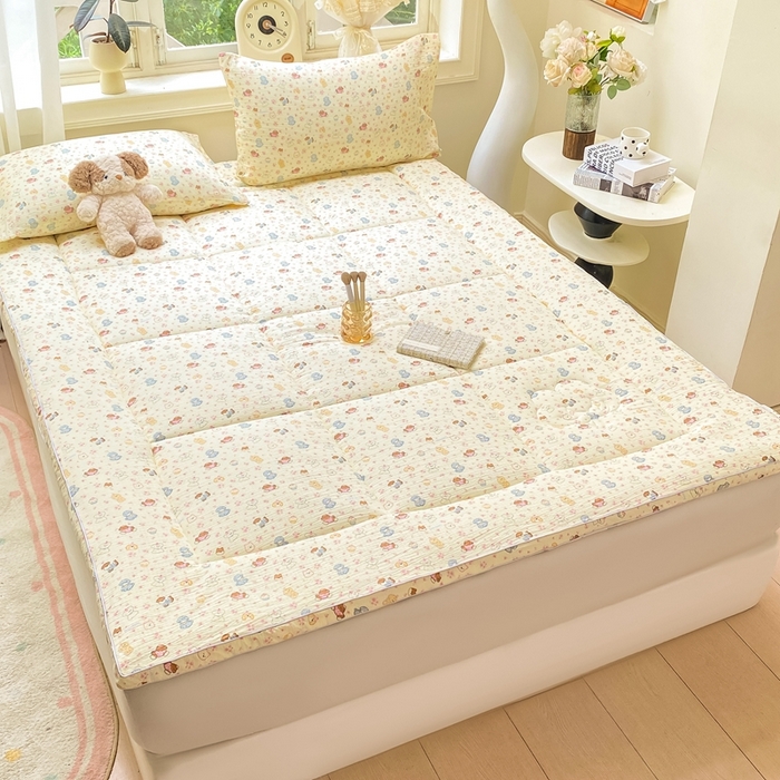 91家纺网 家纺一手货源 找家纺 仟网汇 2025新款云感皱皱纱双层纱棉花立体床垫 高西地