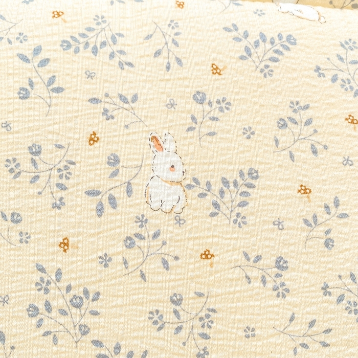 91家纺网 家纺一手货源 找家纺 仟网汇 2025新款云感皱皱纱双层纱棉花立体床垫 花间兔