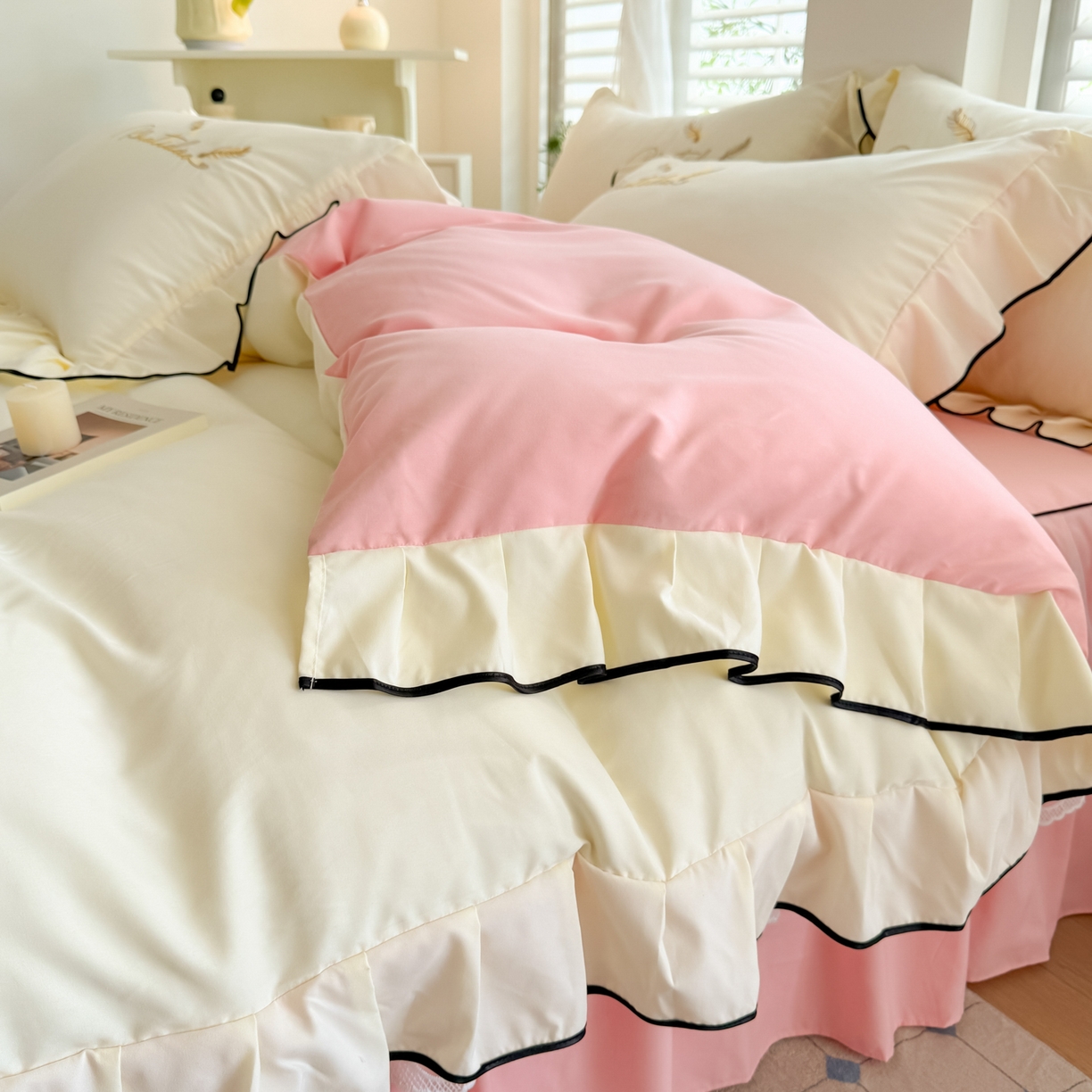 91家纺网 家纺一手货源 找家纺 柔享家（原芷澜家纺） 2025新款水洗棉磨毛系列四件套-恩格斯 米黄+粉玉