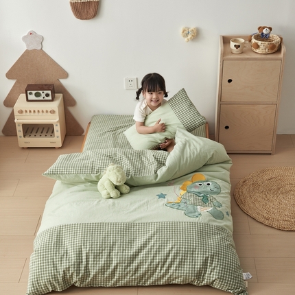 荷马之梦 2025新款学院系列—A类32s水洗棉贴布绣原创卡通拼接儿童幼儿园套件 飞机恐龙