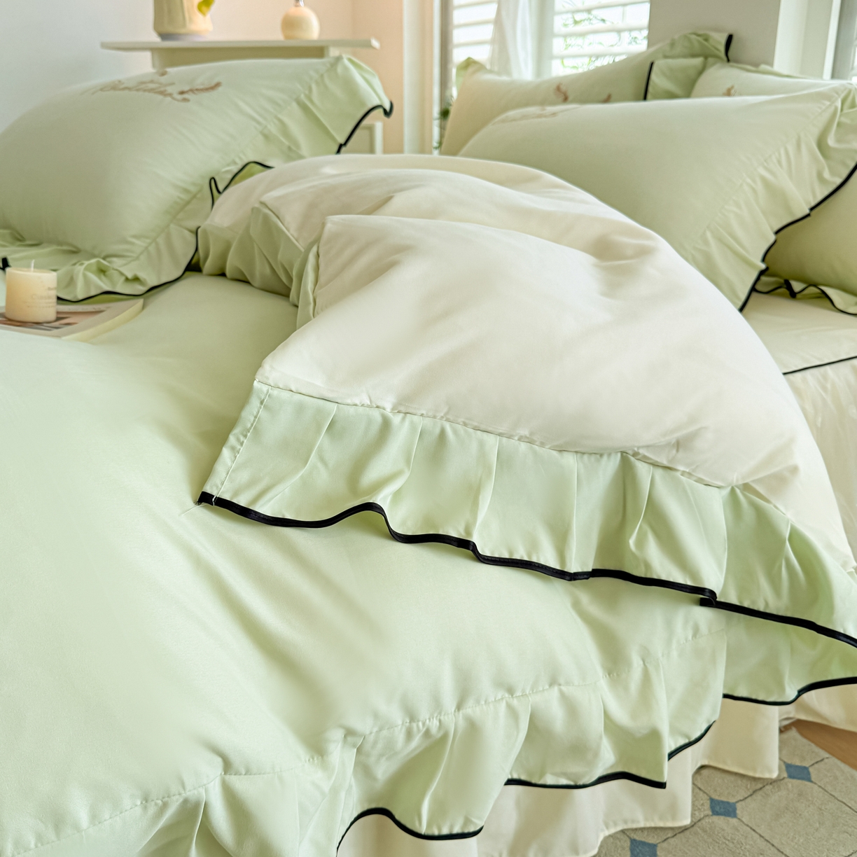 91家纺网 家纺一手货源 找家纺 柔享家（原芷澜家纺） 2025新款水洗棉磨毛系列四件套-恩格斯 嫩绿+米黄